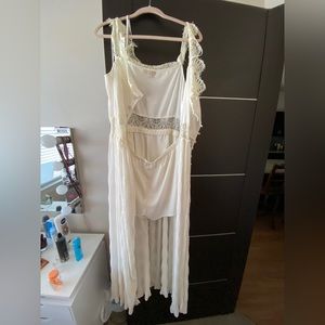 Long white dress
